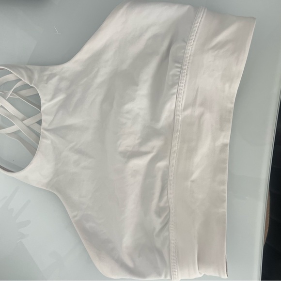 Lululemon white sports bra - size 8 - Picture 3 of 3
